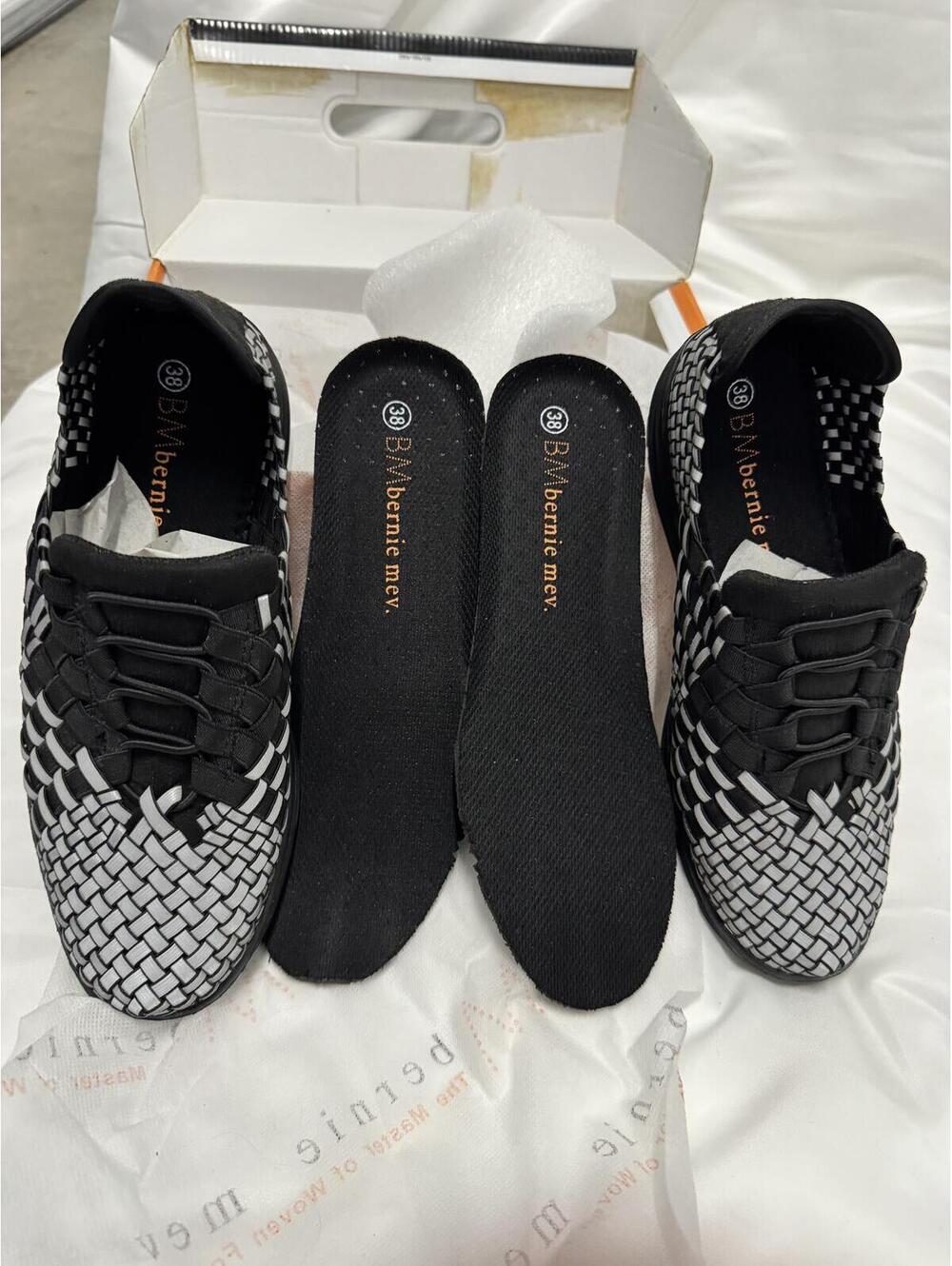 Bernie Mev Women's Woven Black and White Slip-On Shoes Size 38